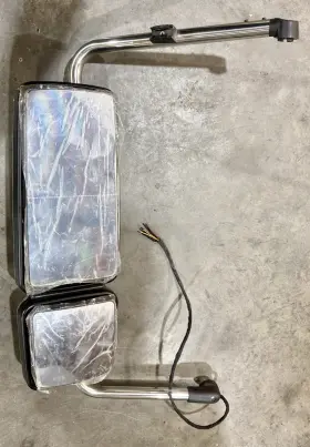 3757674c91 Oem International Lh Rear View Mirror See Pics Sold As Is Fs