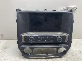 23113211 United Recyclers Group 8126173 Gmc Sierra Denali 1500 2015-2016 Front Center Infotainment Display