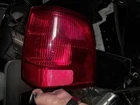 03 04 05 06 Lincoln Navigator Taillight Liftgate Mounted, Right Used. Price: $93.10.